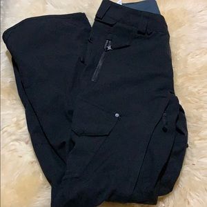 Volcom women’s Ski Pant Small